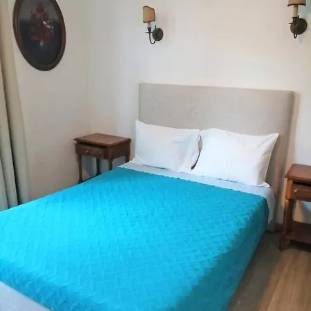 Residencia Vale Formoso Pensión 2*