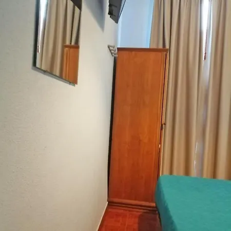 Residencia Vale Formoso 2* Oporto