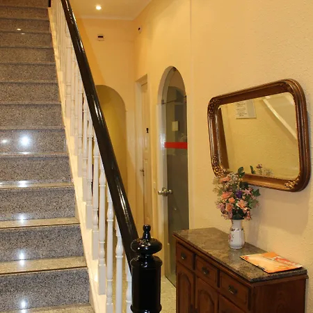 레지덴시아 발레 포르모소 게스트하우스 3*