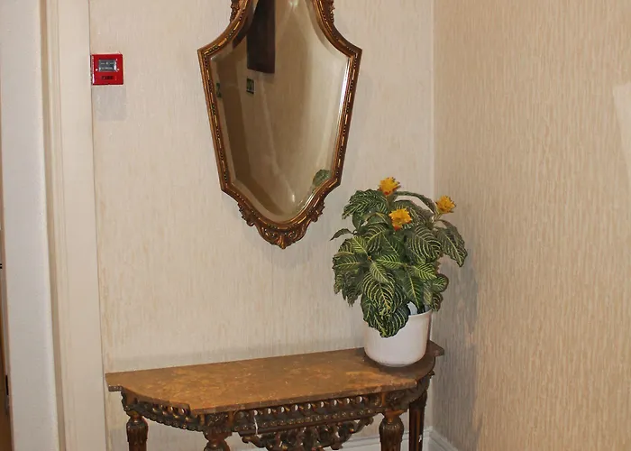 Residencia Vale Formoso Гостевой дом Порту